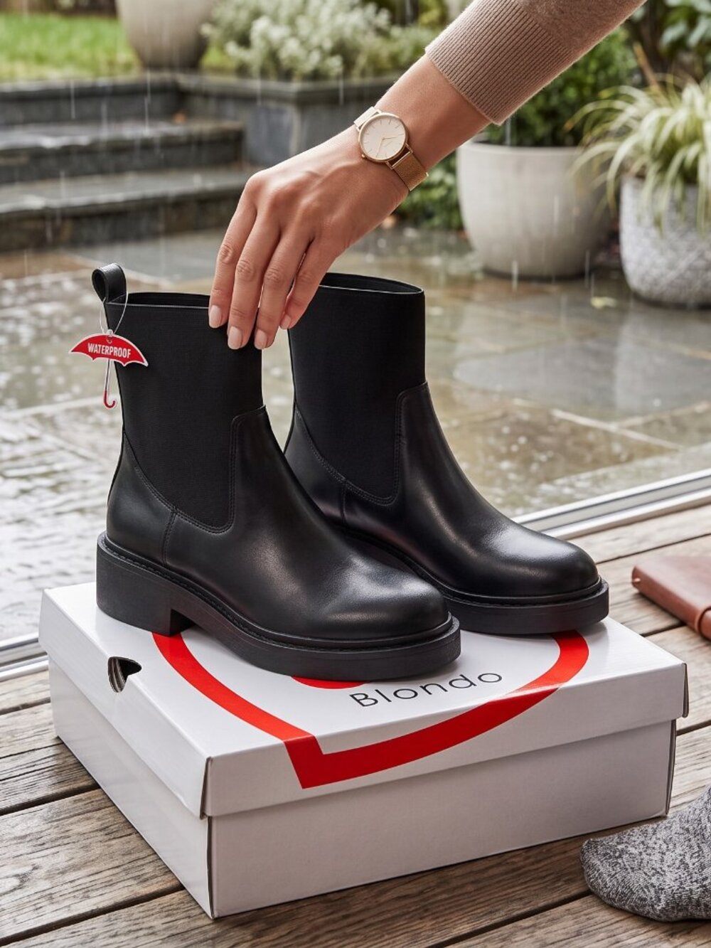 Blondo Frankie Chelsea Waterproof Leather Boots Black 6.5 NWT